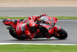 Hasil MotoGP Mandalika, Bagnaia Juara, Marquez Kembali Tersungkur