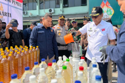Jelang Pemilu, Polresta Jogja Musnahkan Miras Oplosan dan Pil Obat Berbahaya