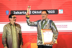 Pemprov Jateng Raih Penghargaan Terbaik Pertama Pengelola JDIH Nasional
