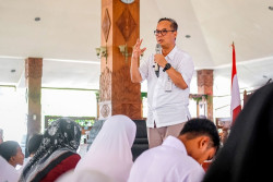 Membantu Pengentasan Kemiskinan, Wali Kota Magelang Menggalakkan Jimpitan