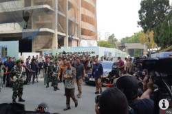 Tes Kesehatan Capres-Cawapres, Ganjar Gandeng Atikoh, Mahfud Jalan Sendiri