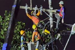 Cuaca Ekstrem Surakarta, PLN Utamakan Keselamatan Warga dan Pemulihan Pasokan Listrik