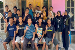 Tim PPK Ormawa GCC UAD Ciptakan Aplikasi Sampah Digital JOPANIK di Caturharjo Bantul