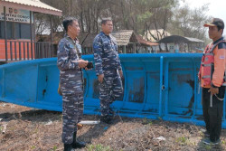 Kapal Nelayan di Kulonprogo Karam Diterjang Ombak, Satu Kuintal Ikan Tangkapan Hilang