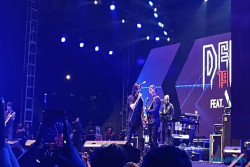 Gibran Rakabuming Hadiri Konser Dewa19 di Alun-Alun Karanganyar