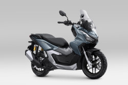 Semakin Tangguh, New Honda ADV160 Hadir dengan Warna Baru