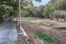 Kemarau Panjang, Bendungan Beton Ponjong Mengering