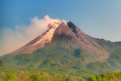Warganet Heboh soal Aktivitas Merapi Hari Ini, BPPTKG Beri Penjelasan