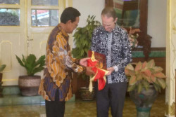 Pemerintah Inggris Kembalikan Manuskrip Jawa Kuno Era HB II ke DIY