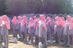 Ribuan Santri Pesantren Muhamadiyah Kampanye Peduli Lingkungan di Alun-Alun Selatan Jogja