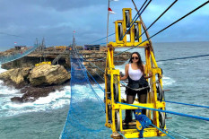 Andalkan Gondola, Pantai di Gunungkidul Masih Jadi Idola Turis Asing