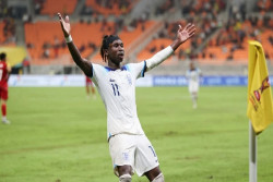 Piala Dunia U-17 Inggris vs Uzbekistan: Prediksi, Susunan Pemain, dan Live Streaming