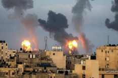 Israel Terus Bom Gaza, Korban Tewas Tembus 14.000 Jiwa