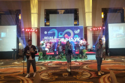 Gelar Reuni Bersamaan HGN, Alumni Muha 2002 Berkomitmen Ikut Memuliakan Guru