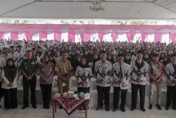 Bupati Sleman Mendorong Para Guru Meningkatkan SDM