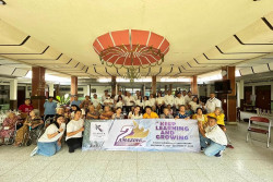 Hotel Kimaya Rayakan 2nd Anniversary dengan Kunjungan ke Panti Wreda hingga Donor Darah