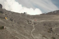 Jalur Pendakian Merapi Ditutup, Warga Diharapkan Bantu Ingatkan Pendaki