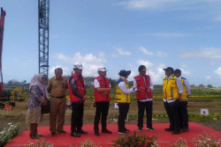 Hadiri Groundbreaking Jembatan Pandansimo, Sultan: Jembatan Ini Tahan Gempa hingga 9 SR