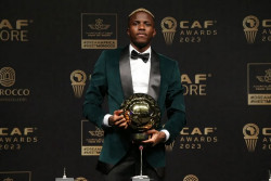 Victor Osimhen Dinobatkan Jadi Pemain Terbaik Afrika 2023