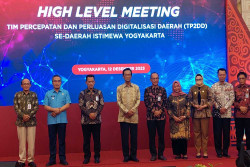 BPD DIY dan Seluruh Stakeholder Teken Komitmen Implementasi Penggunaan KKPD