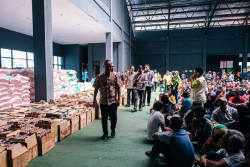 Turunkan Angka Kemiskinan, Pemkot Magelang Salurkan Bantuan Bahan Pokok ke 10.692 Warga