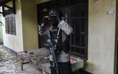 Densus 88 Anti Teror Tangkap Terduga Teroris di Sragen