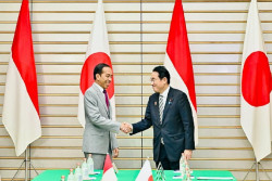 Jokowi Bertemu PM Jepang Bahas Kerja Sama MRT hingga Isu Palestina