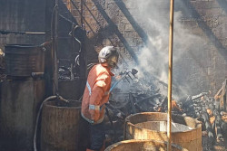 Pabrik Tahu di Sentolo Terbakar, Kerugian Capai Rp10 Juta