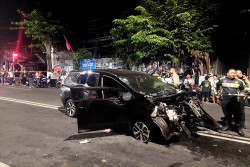 Mobil Tabrak Rumah di Pakualaman Jogja, Satu Penumpang Meninggal