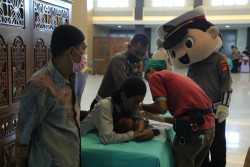 Ratusan Anak di Sleman Ikut Sunat Massal