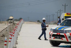 Pengendara di Tol Jogja-Solo Fungsional Dilarang Saling Menyalip
