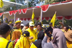 Airlangga Puji Cara Berdebat Gibran, Sebut Kemampuan Teknokratnya Golkar Banget
