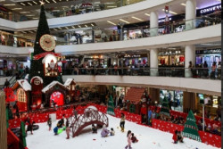 Ucapan Selamat Hari Natal untuk Teman, Pasangan dan Keluarga