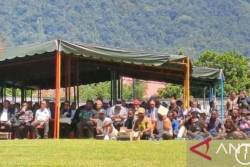 Sambut Jenazah Lukas Enembe, Pemprov Papua Sesalkan Insiden Terjadi di Sentani