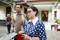 Kemenlu Serahkan Sertifikat Warisan Budaya Dunia Unesco ke Pemda DIY