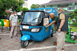 Wujudkan Pariwisata Berkelanjutan, 25 Kampung Wisata di Kota Jogja Dapat Alat Pengolah Sampah