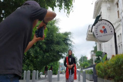 Seru dan Unik! Berwisata sambil Berfoto Memakai Baju Adat di Malioboro, Segini Tarifnya