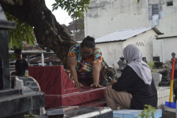 Warga Miliran Jogja Sambut Akhir Tahun dengan Festival Nyekar Bareng ke Makam Leluhur