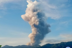 Gunung Dukono Maluku Meletus, Lontarkan Abu Setinggi 4 Kilometer