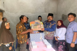 DPRD Kulonprogo Rayakan HUT ke-71 dengan Anjangsana dan Ziarah