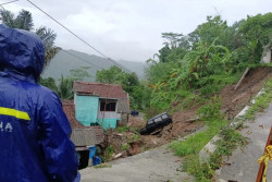 Tujuh KK Mengungsi Akibat Rumah Terancam Longsor di Kulonprogo