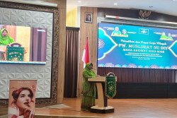 Pimpinan Wilayah Muslimat NU DIY Gelar Rapat Kerja dan Pelantikan Pengurus Baru