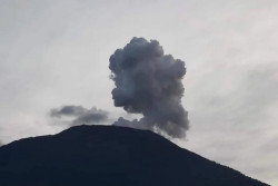 Erupsi Gunung Marapi, Warga Mendengar Suara Dentuman Keras