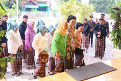 Mengenal Prosesi Nyengker, Tradisi yang Kini Dilakukan Pasangan Pengantin Dhaup Ageng Pakualaman