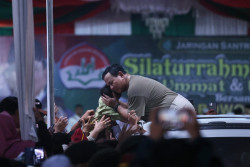 Prabowo Kampanye di Tiga Provinsi dalam Sehari, Disambut Masif Rakyat