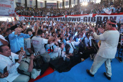 Prabowo Tegaskan Tak Akan Gentar dengan Koruptor