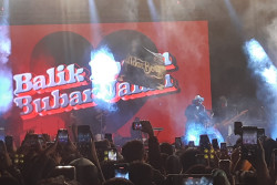 Ndarboy Gank Pentas di Titik Nol Jogja, Ribuan Orang Ikut Bergoyang