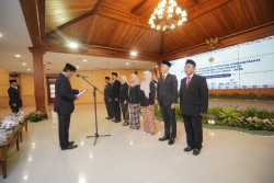 Anggota Lembaga Ombudsman  DIY Periode 2024-2028 Dilantik,  Ini yang Diharapkan Sultan
