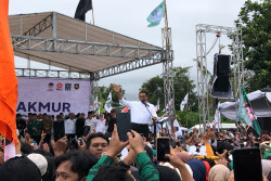 Beredar Hoaks Video Surya Paloh Memarahi Anies Baswedan, Ini Kata Anies