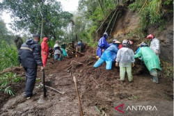 Sempat Tertutup Material Longsor, Jalan Selo Boyolali Sudah Bisa Dilalui